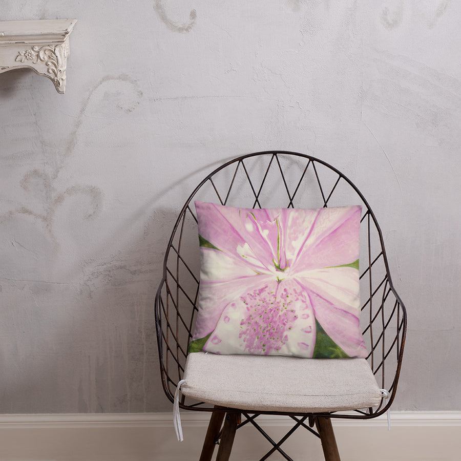 Decorative Pillow - Light pink Lily